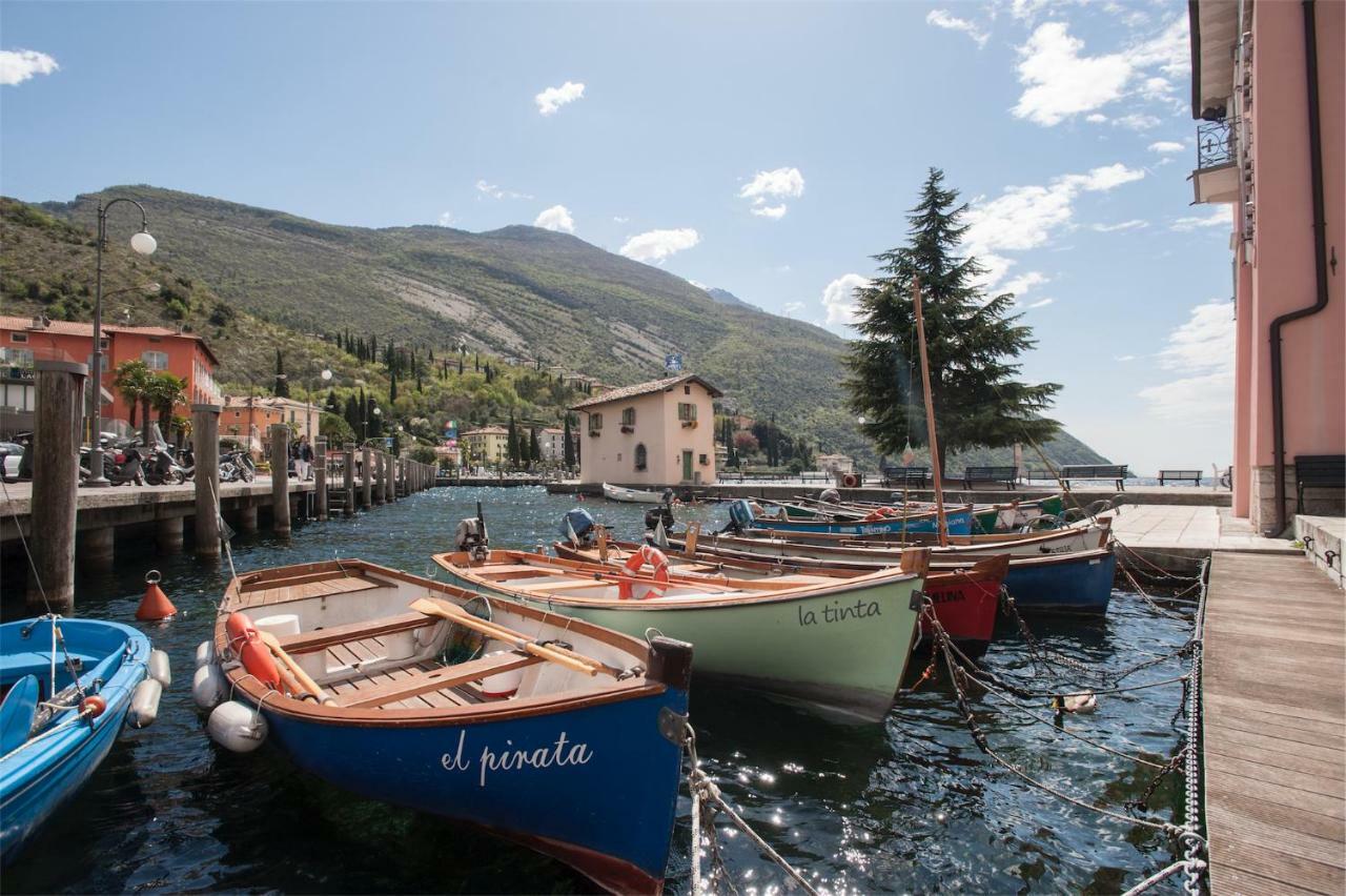 Residenza Picalof Apartment Torbole Sul Garda Bagian luar foto