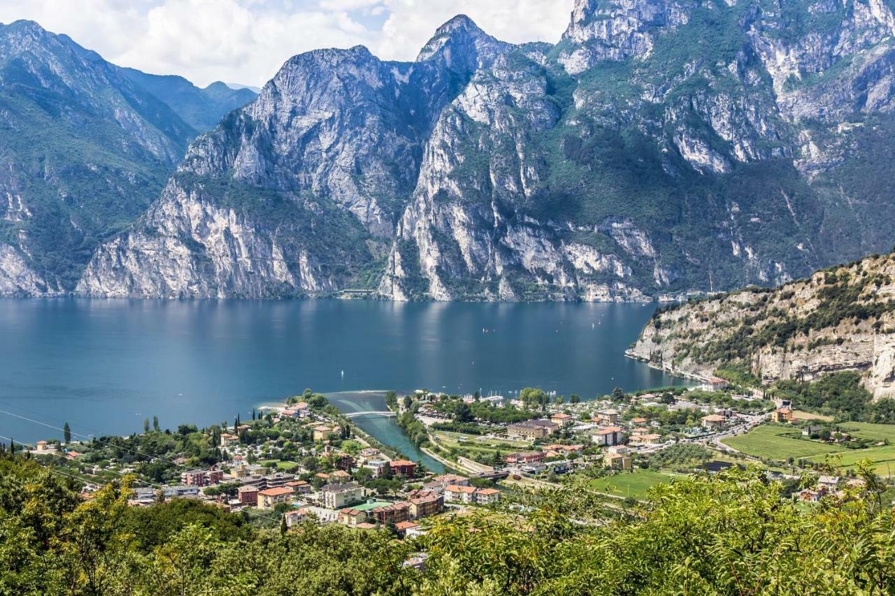 Residenza Picalof Apartment Torbole Sul Garda Bagian luar foto