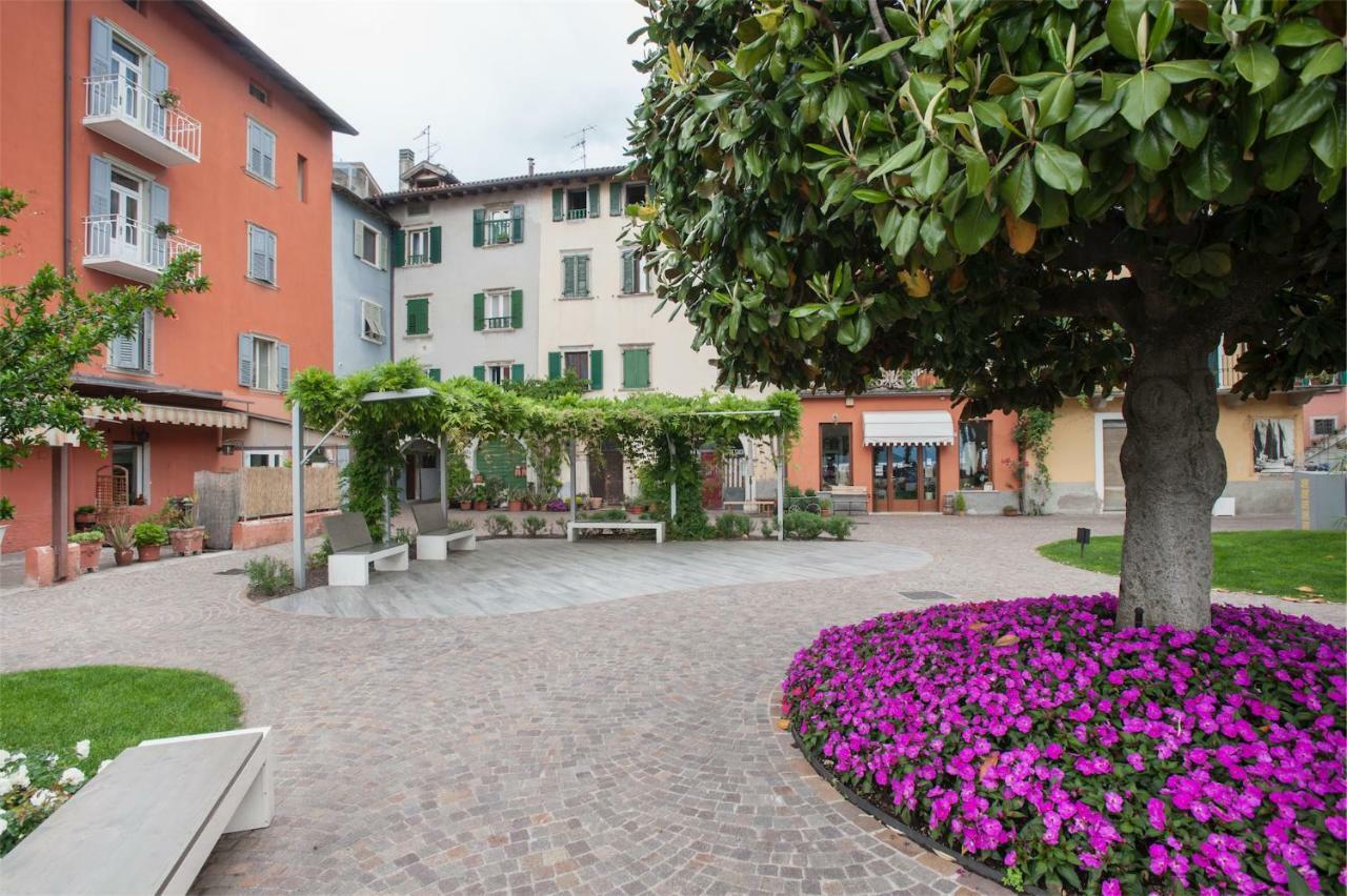 Residenza Picalof Apartment Torbole Sul Garda Bagian luar foto