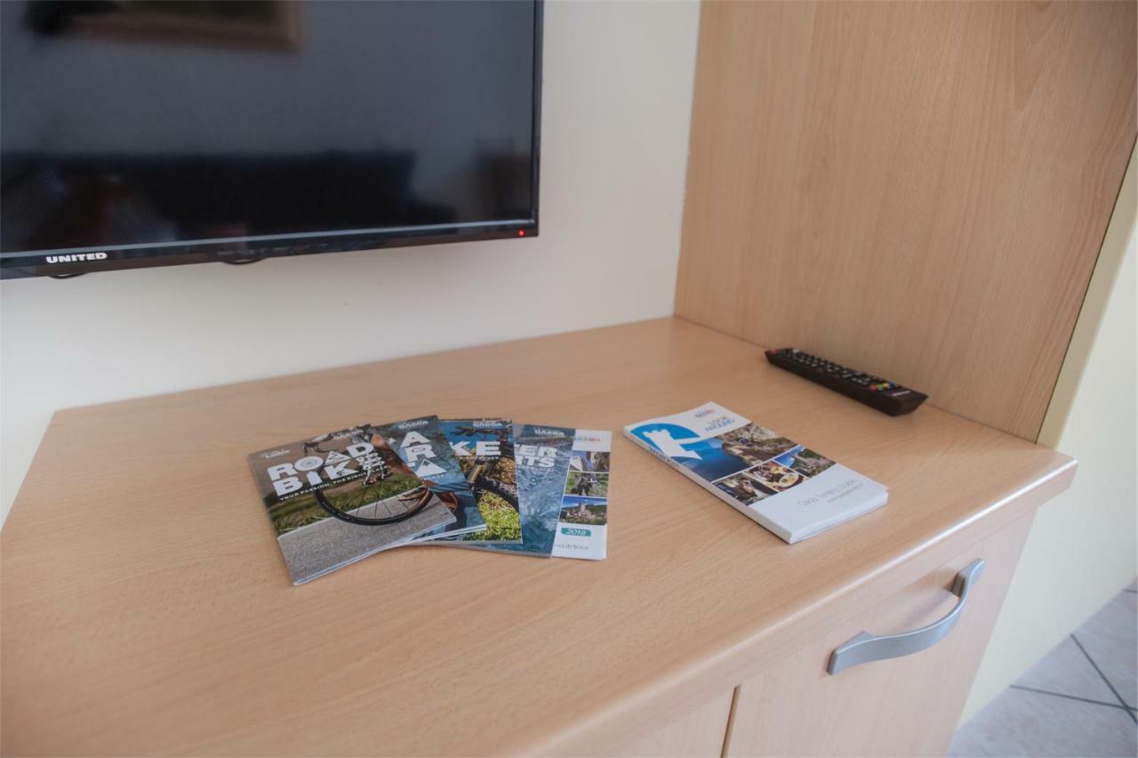 Residenza Picalof Apartment Torbole Sul Garda Bagian luar foto