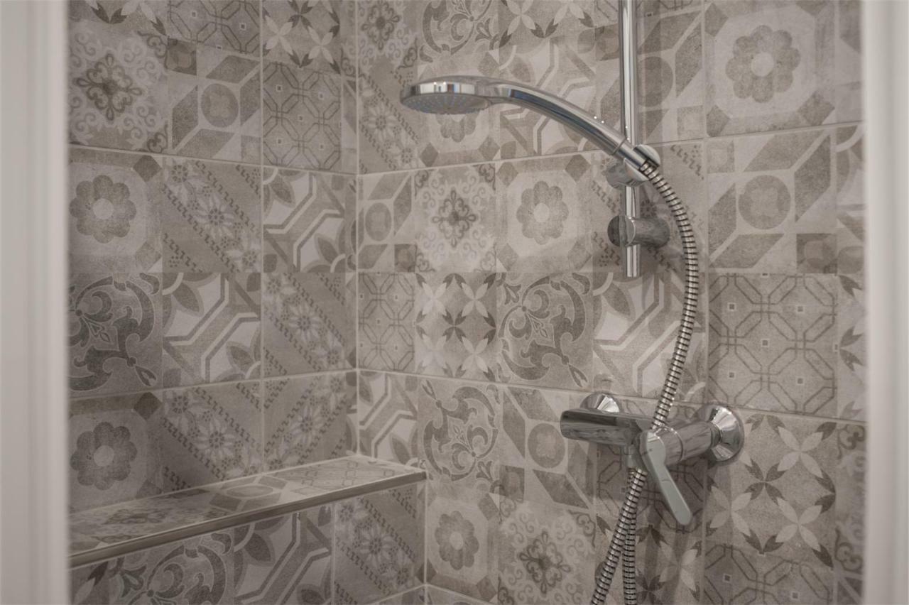 Residenza Picalof Apartment Torbole Sul Garda Bagian luar foto