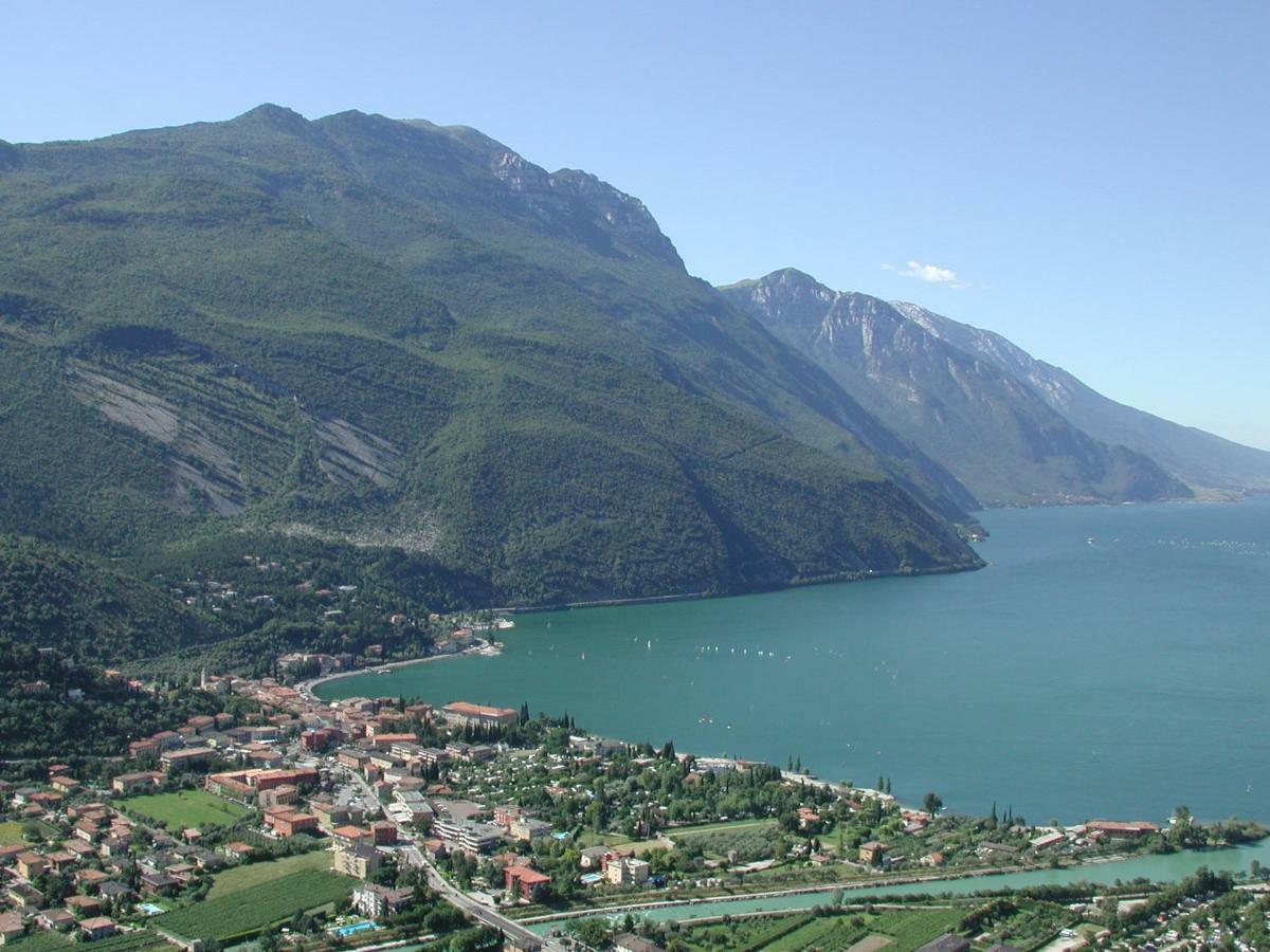 Residenza Picalof Apartment Torbole Sul Garda Bagian luar foto