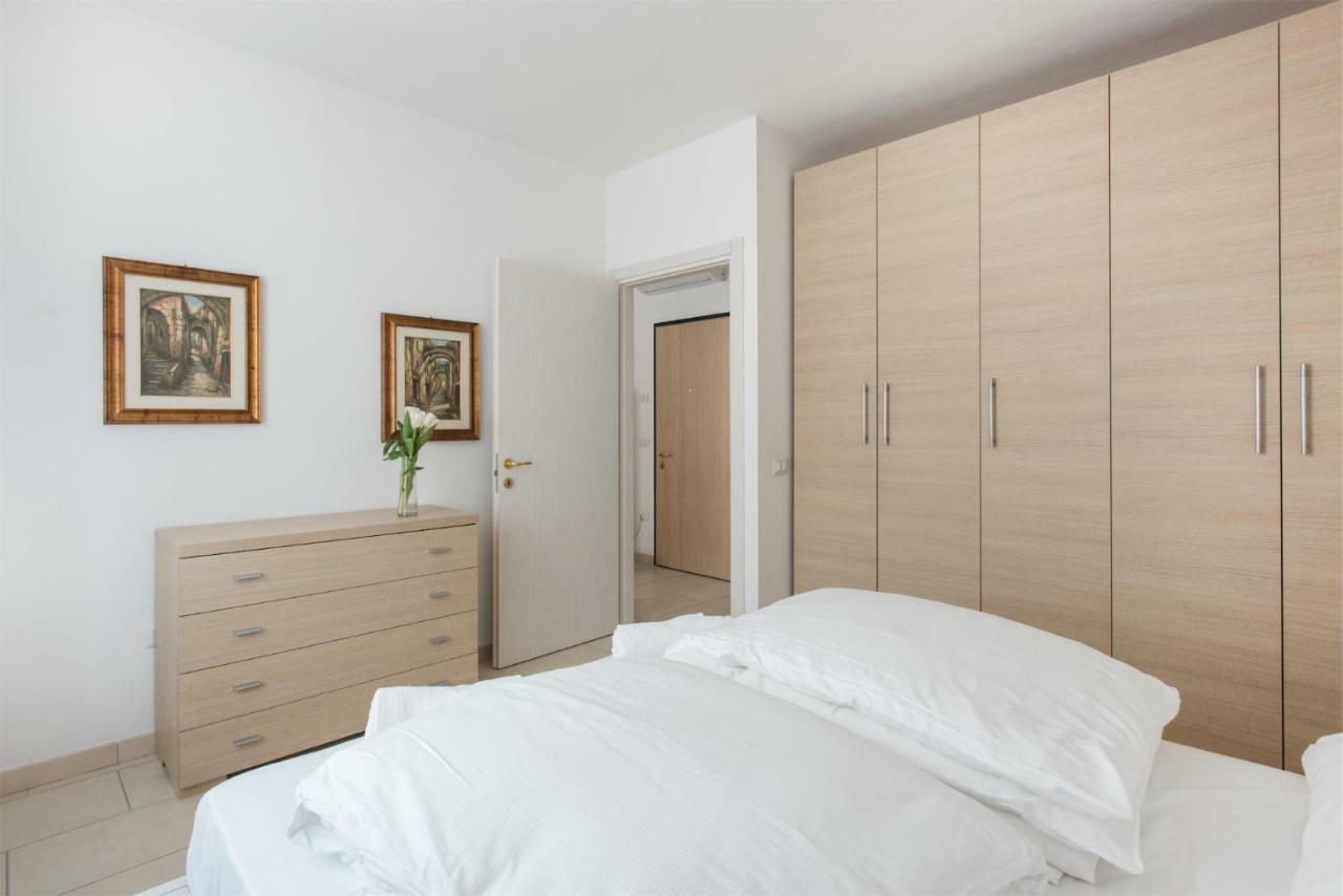 Residenza Picalof Apartment Torbole Sul Garda Bagian luar foto