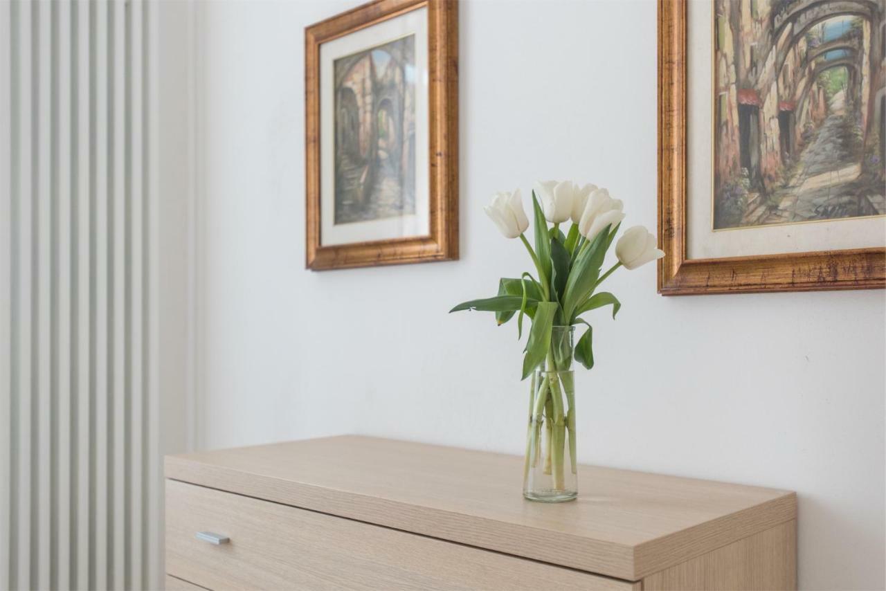 Residenza Picalof Apartment Torbole Sul Garda Bagian luar foto
