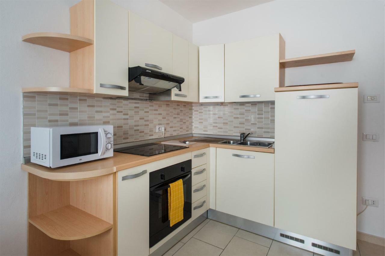 Residenza Picalof Apartment Torbole Sul Garda Bagian luar foto
